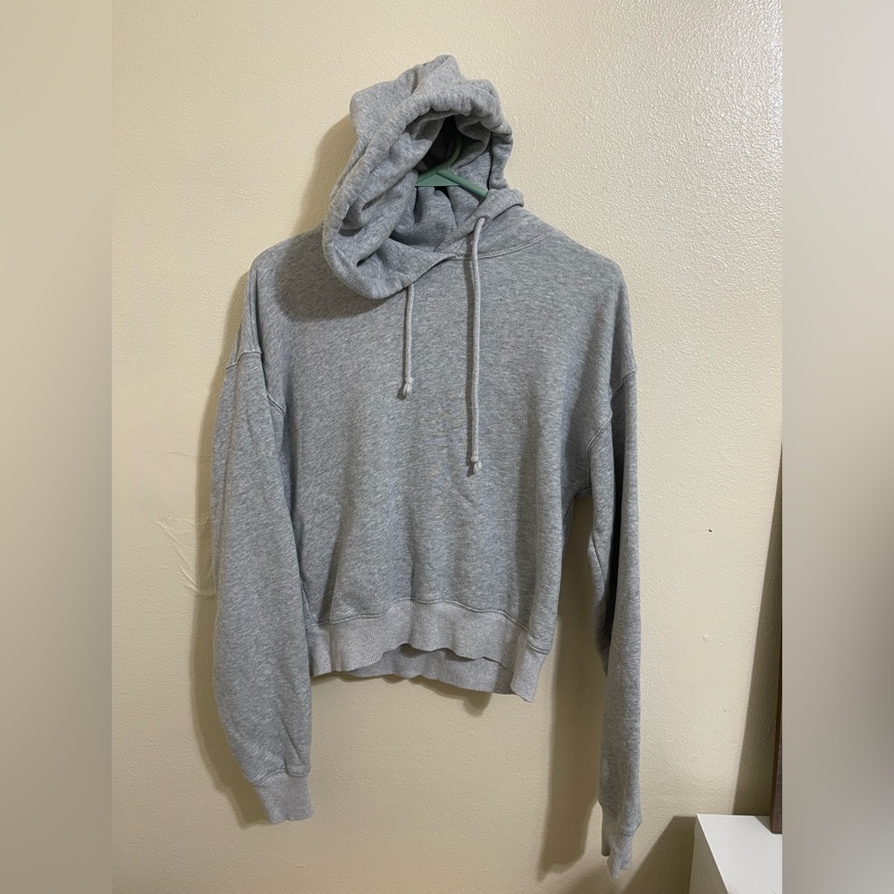 Aritzia Wilfred Free cropped hoodie XS